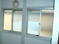 防犯ガラス「セキュオ６０」 引き違い窓　入替　小窓こそ要注意！