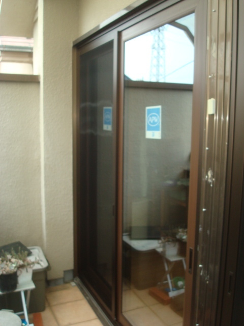 ＹＫＫａｐマドリモ樹脂窓ハイブリッド採用