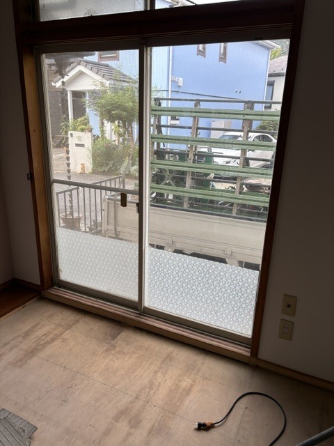 リプラス掃き出し窓施工前